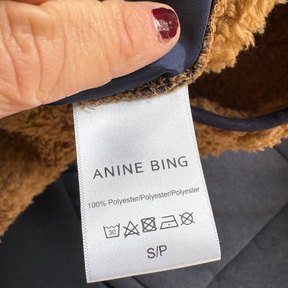 Anine Bing Fleece - Picture 2 of 2